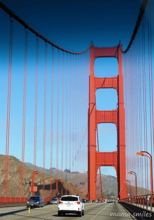 bridge building shows a photo of the Golden Gate Bridge
