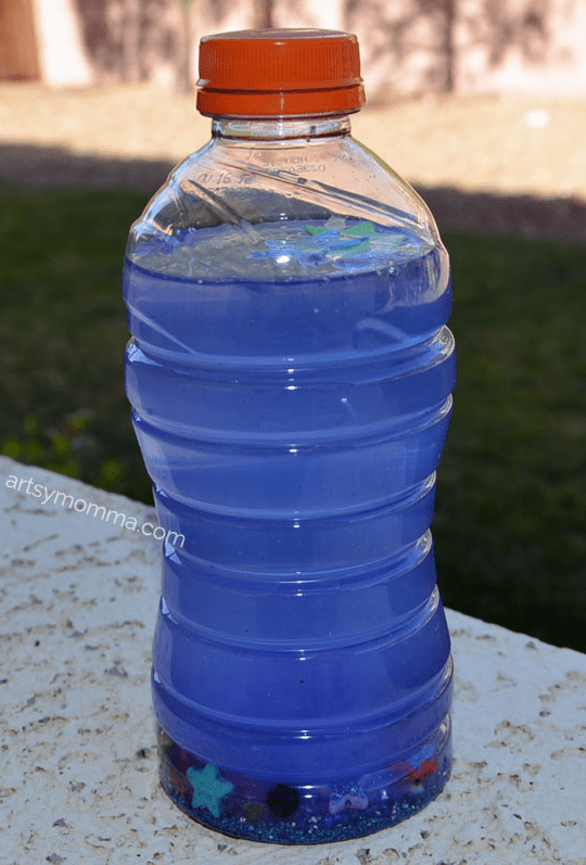 mindful bottle shows a water bottle with blue and stars in it