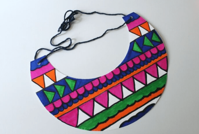 paper crafts and activities shows a ancient egypt collar.
