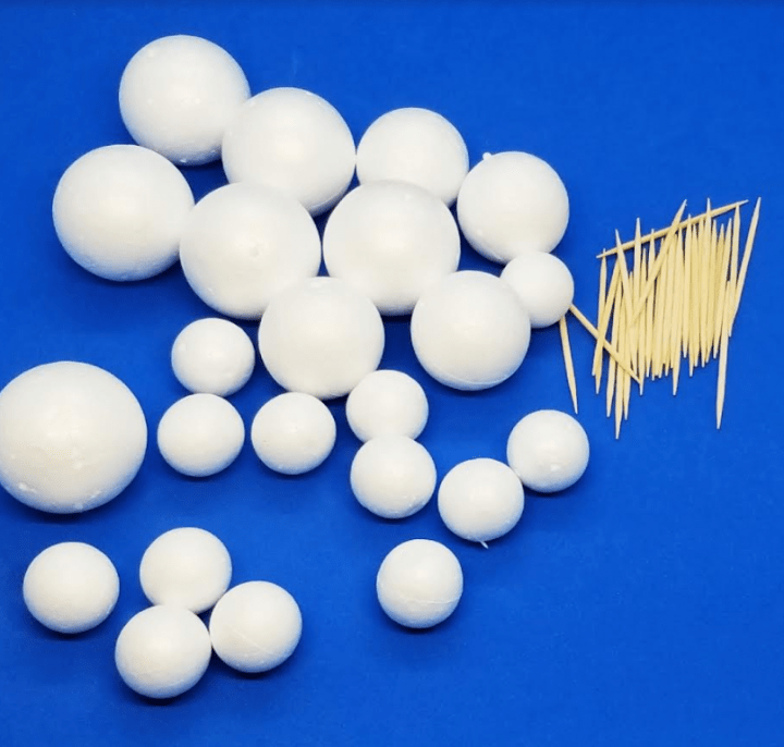 winter stem activity materials show Styrofoam balls and toothpicks.