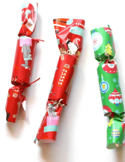preschool christmas crafts shows three diychristmas crackers.